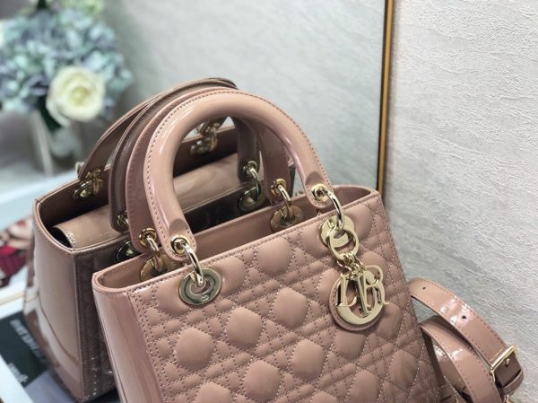 Réplique Sac Lady Dior Medium en rose poudré – Image 5