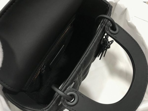 Réplique Mini Sac Lady Dior avec chaîne en noir – Image 11
