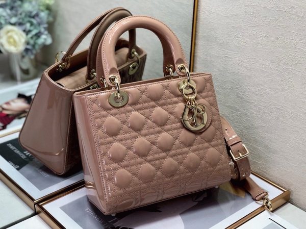 Réplique Sac Lady Dior Medium en rose poudré – Image 4