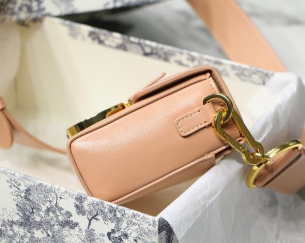 Fausse Sac Dior 30 Montaigne Box en veau box poudre – Image 8