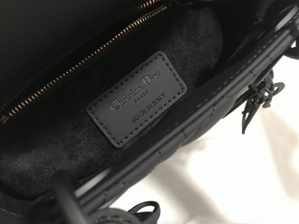 Réplique Mini Sac Lady Dior avec chaîne en noir – Image 2