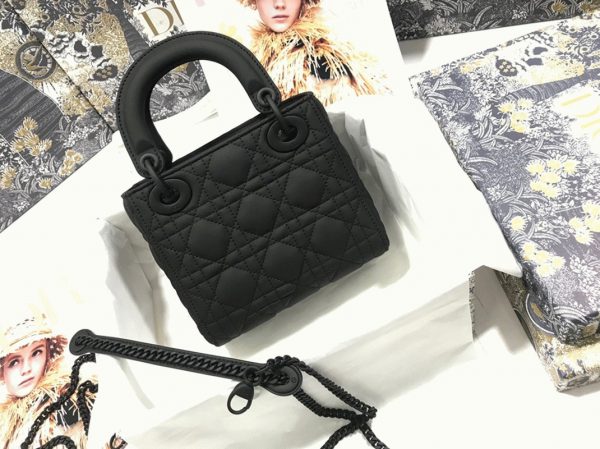 Réplique Mini Sac Lady Dior avec chaîne en noir – Image 5