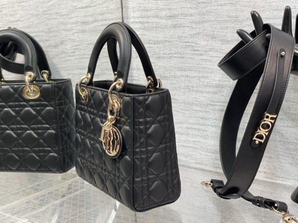 Contrefaçon Petit Sac Lady Dior My ABCDior en agneau cannage noir – Image 7