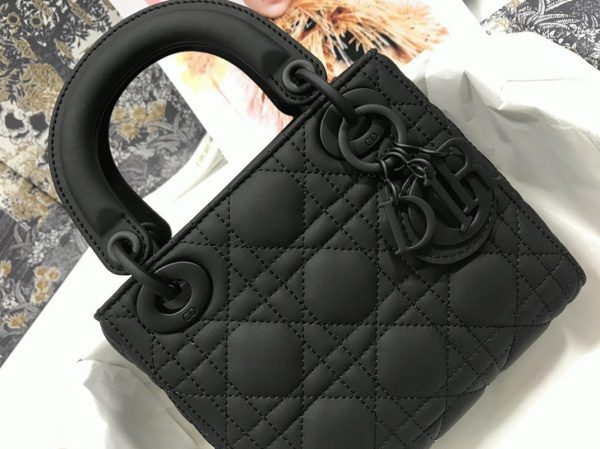Réplique Mini Sac Lady Dior avec chaîne en noir – Image 10