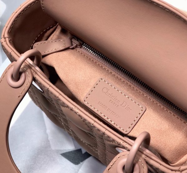 Réplique Mini Sac Lady Dior avec chaîne en rose poudré – Image 3