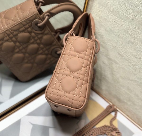 Réplique Mini Sac Lady Dior avec chaîne en rose poudré – Image 6