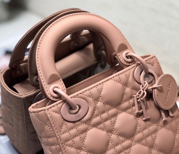 Réplique Mini Sac Lady Dior avec chaîne en rose poudré – Image 8