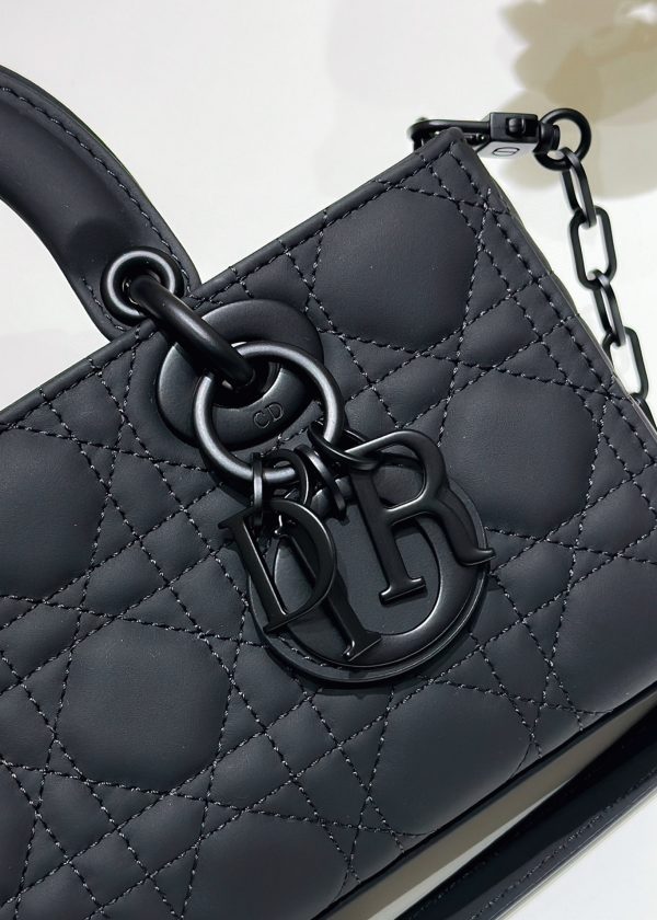 Réplique Petit Sac Lady D-Joy en noir – Image 5
