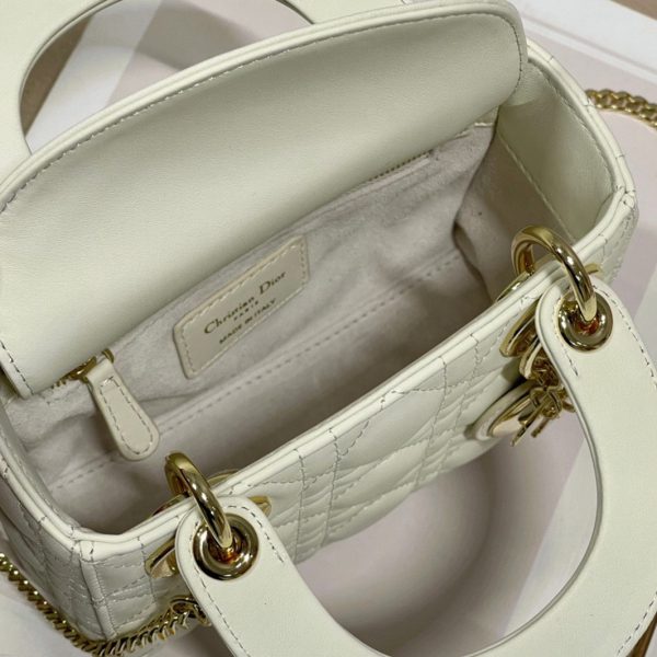 Fausse Mini Sac Lady Dior en blanc – Image 5