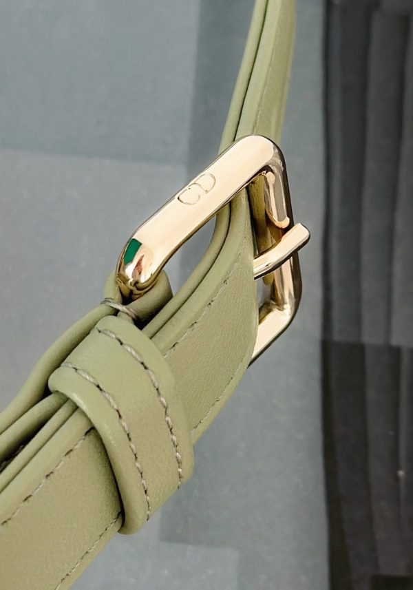 Contrefaçon Sac Lady D-Joy Medium en agneau cannage vert éthéré – Image 3