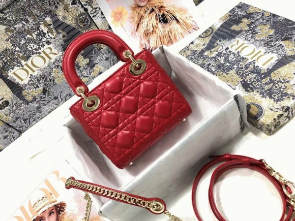 Contrefaçon Mini Sac Lady Dior en rouge – Image 6