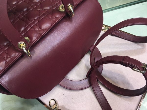 Fausse Sac Lady Dior Large en bordeaux – Image 9