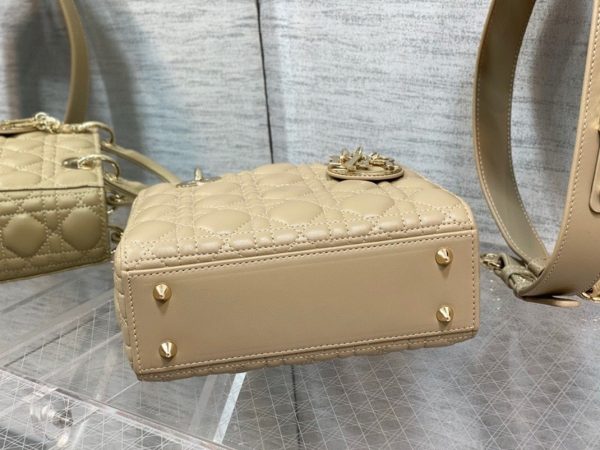 Réplique Petit Sac Lady Dior My ABCDior en sable – Image 8