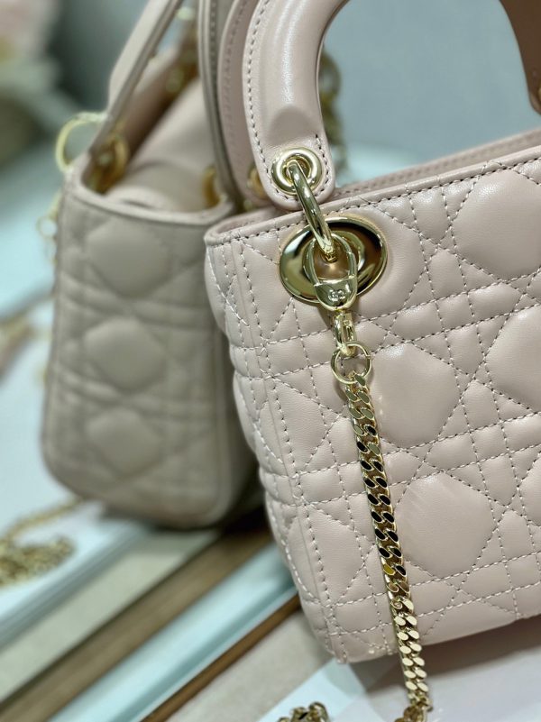 Réplique Mini Sac Lady Dior en poudre – Image 4