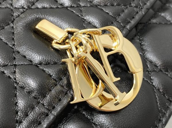 Fausse Sac Miss Dior à poignée en agneau cannage noir – Image 10