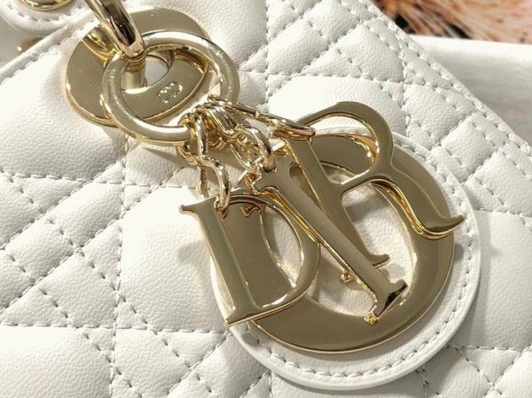 Réplique Sac Lady Dior Medium en blanc – Image 10