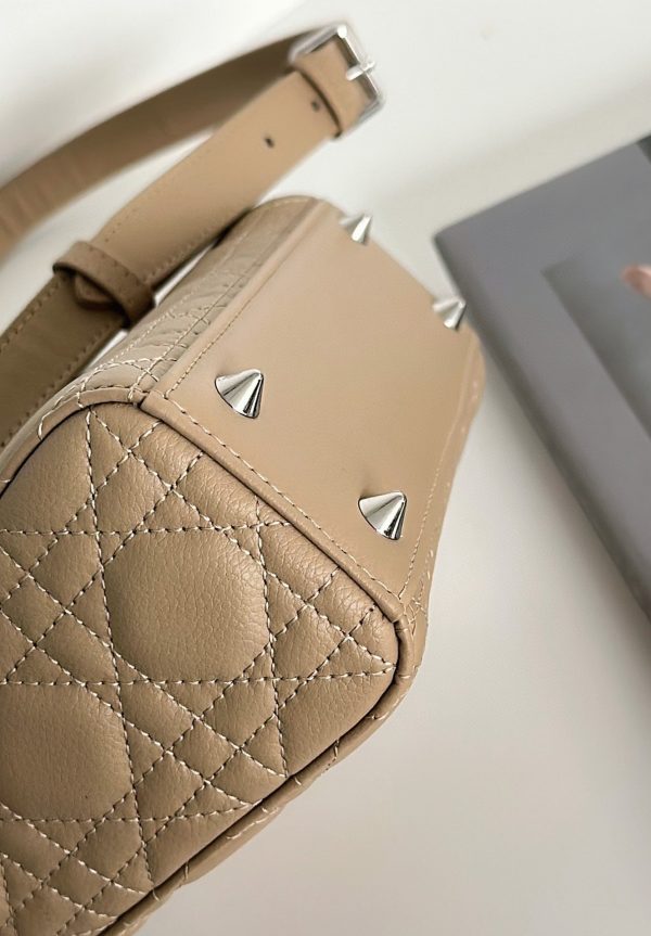 Réplique Petit Sac Lady Dior My ABCDior en beige cannage – Image 7