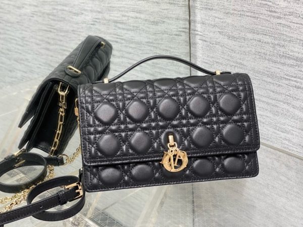 Fausse Sac Miss Dior à poignée en agneau cannage noir – Image 9