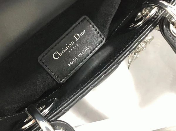 Fausse Mini Sac Lady Dior en noir – Image 2