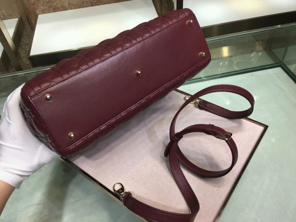 Fausse Sac Lady Dior Large en bordeaux – Image 5