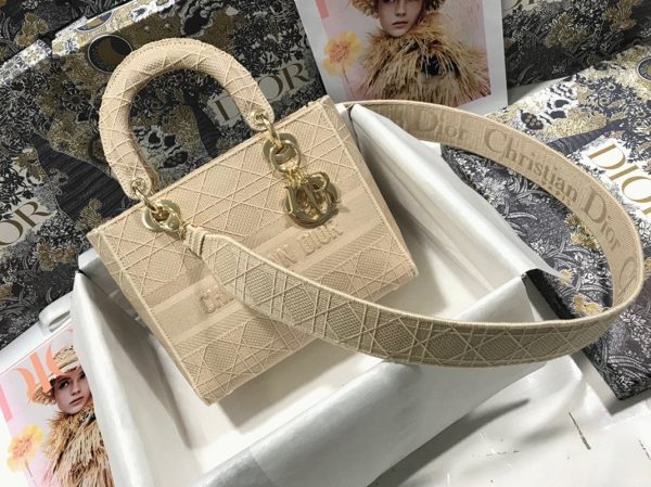 Contrefaçon Sac Lady D-Lite Medium en toile Cannage beige brodée – Image 7
