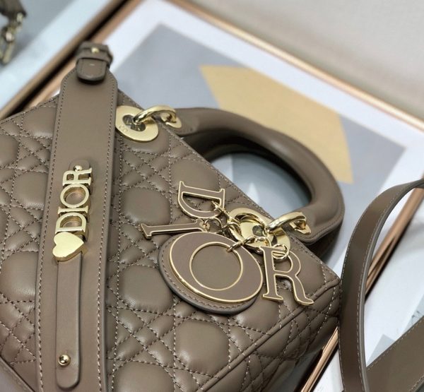 Fausse Petit Sac Lady Dior My ABCDior en taupe chaud – Image 7