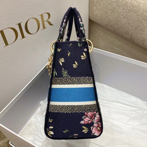 Réplique Sac Lady D-Lite Medium en broderie D-Constellation bleue – Image 4