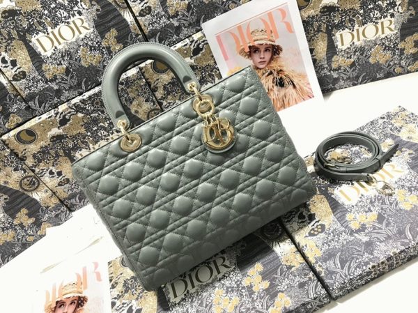 Réplique Sac Lady Dior Large en gris – Image 8