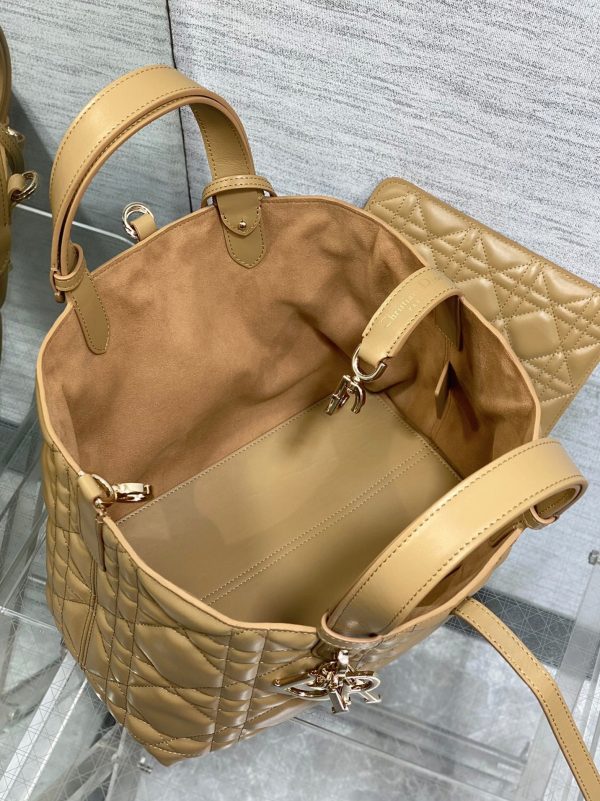 Fausse Sac Toujours Medium Dior en veau macrocannage fauve – Image 8