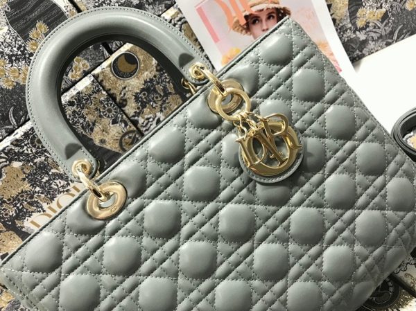 Réplique Sac Lady Dior Large en gris – Image 4