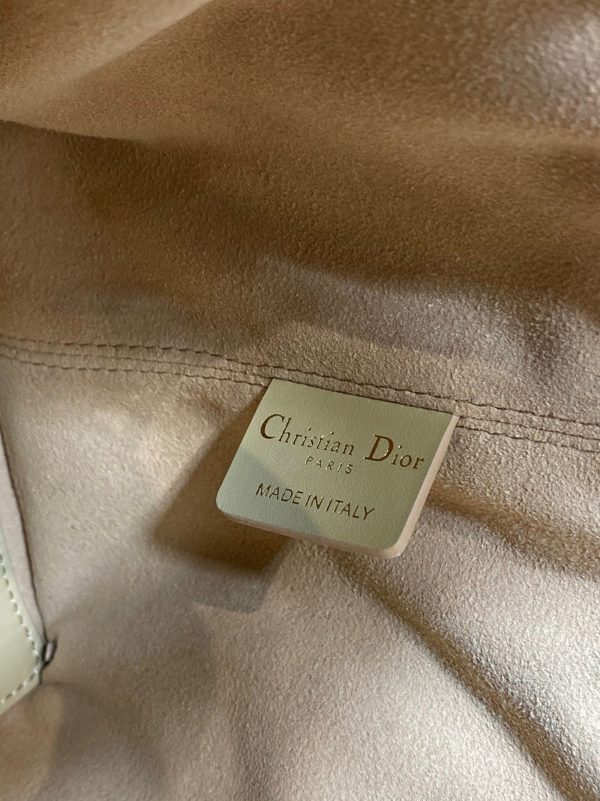 Fausse Sac Toujours Medium Dior en veau macrocannage fauve – Image 7