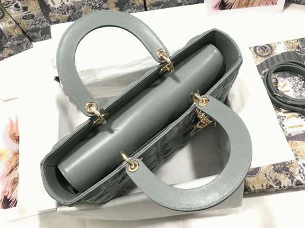 Réplique Sac Lady Dior Large en gris – Image 2