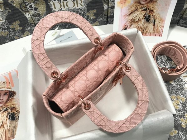 Imitation Sac Lady D-Lite Medium en toile Cannage rose brodée – Image 5