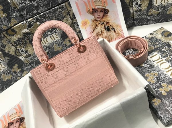 Imitation Sac Lady D-Lite Medium en toile Cannage rose brodée – Image 3