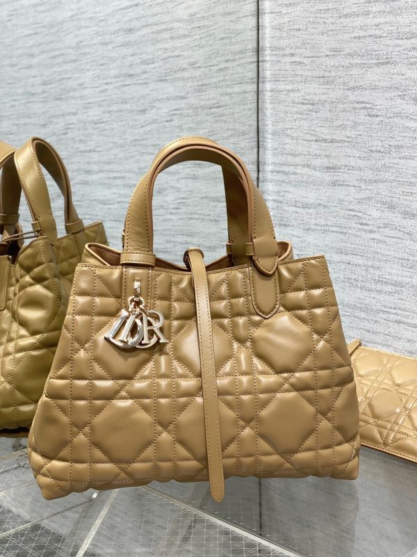 Fausse Sac Toujours Medium Dior en veau macrocannage fauve – Image 3