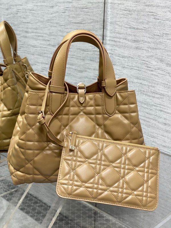 Fausse Sac Toujours Medium Dior en veau macrocannage fauve – Image 2