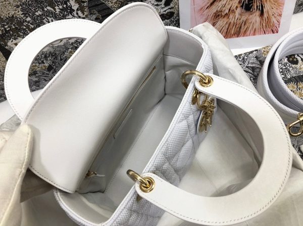Réplique Sac Lady D-Lite Medium en tissu technique Macrocannage blanc – Image 10