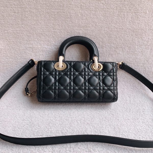 Fausse Sac Lady D-Joy Medium en noir – Image 9