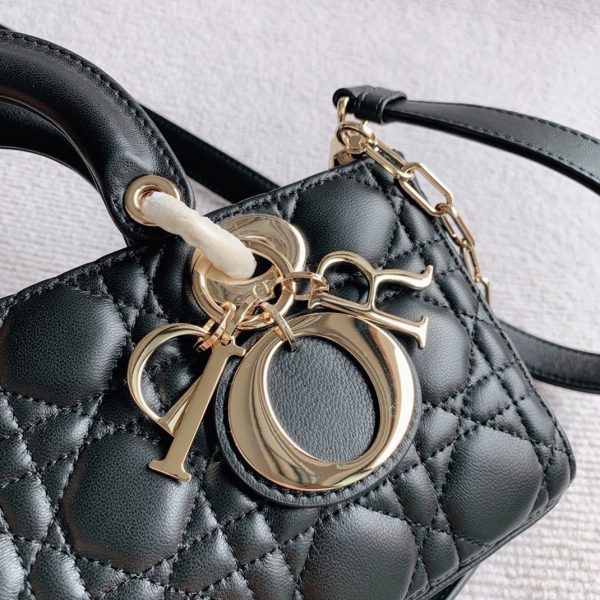 Fausse Sac Lady D-Joy Medium en noir – Image 8
