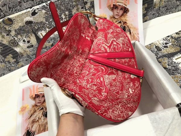 Imitation Sac Saddle Dior en jacquard inversé Toile de Jouy rouge – Image 8