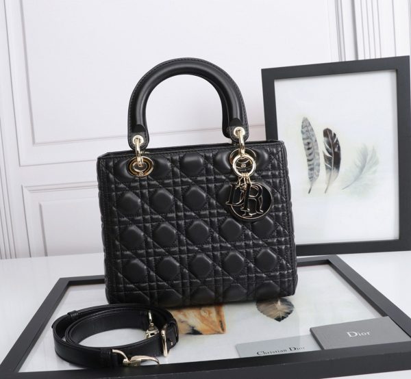 Réplique Sac Lady Dior Medium en noir – Image 4