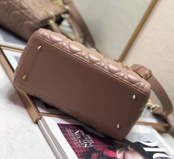 Fausse Sac Lady Dior Medium en rose poudré – Image 11