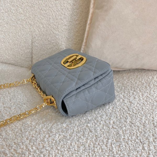 Fausse Petit Sac Dior Caro en bleu nuage – Image 7