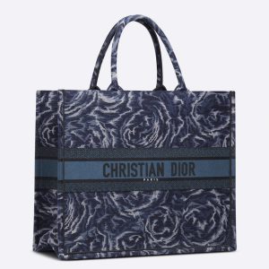 Réplique Sac Dior Book Tote Large en broderie Roses Dior bleues