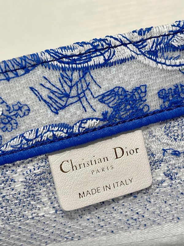 Fausse Sac Dior Book Tote Large en toile transparente Toile de Jouy bleue – Image 7