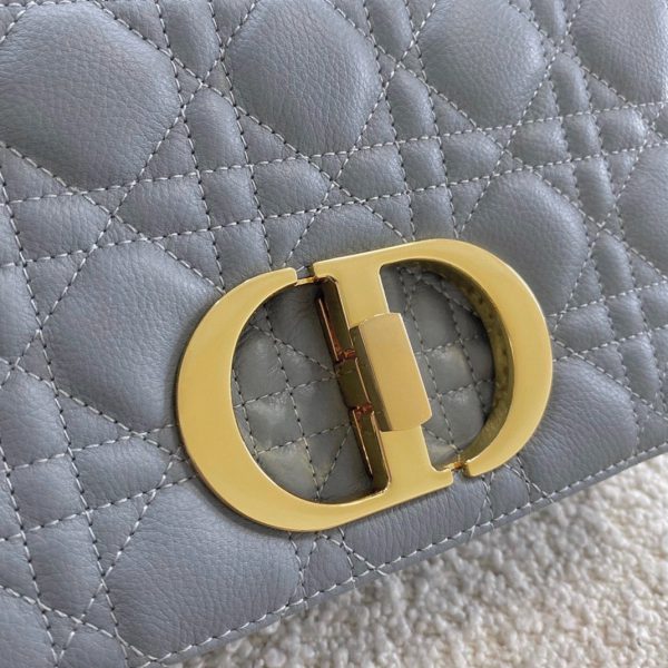 Fausse Petit Sac Dior Caro en bleu nuage – Image 9