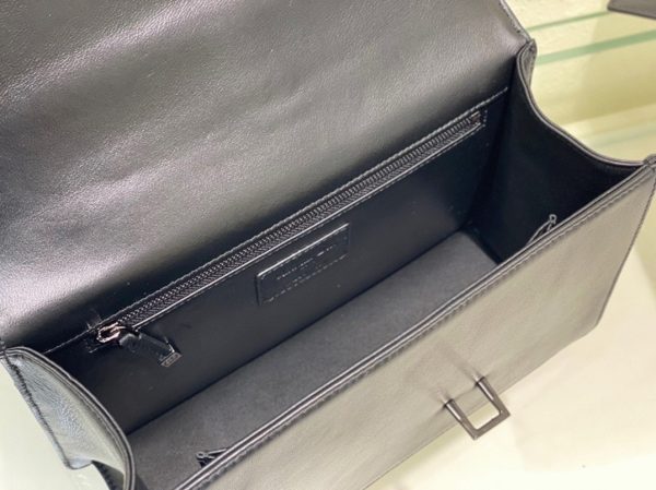 Fausse Sac Dior 30 Montaigne avec poignée en agneau noir – Image 9