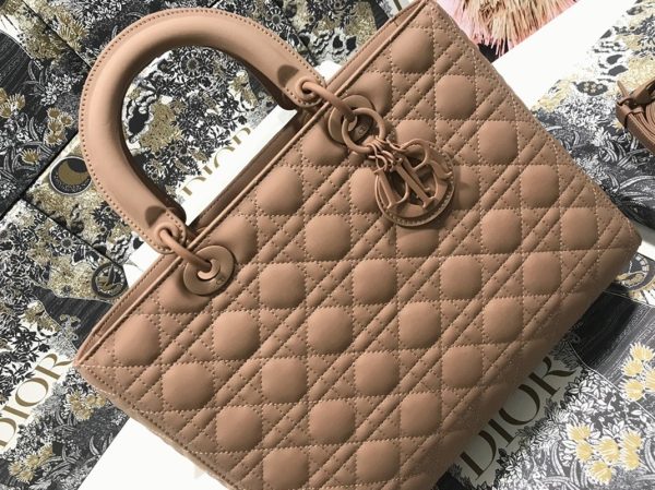 Contrefaçon Sac Lady Dior Large en rose poudré – Image 2