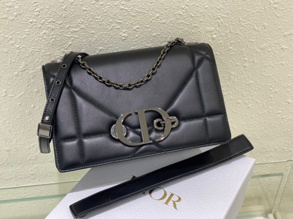 Fausse Sac Dior 30 Montaigne avec poignée en agneau noir – Image 3