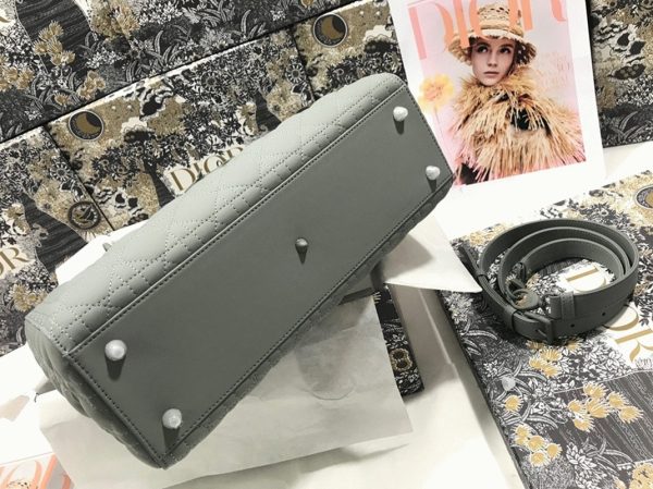 Fausse Sac Lady Dior Large en gris – Image 8